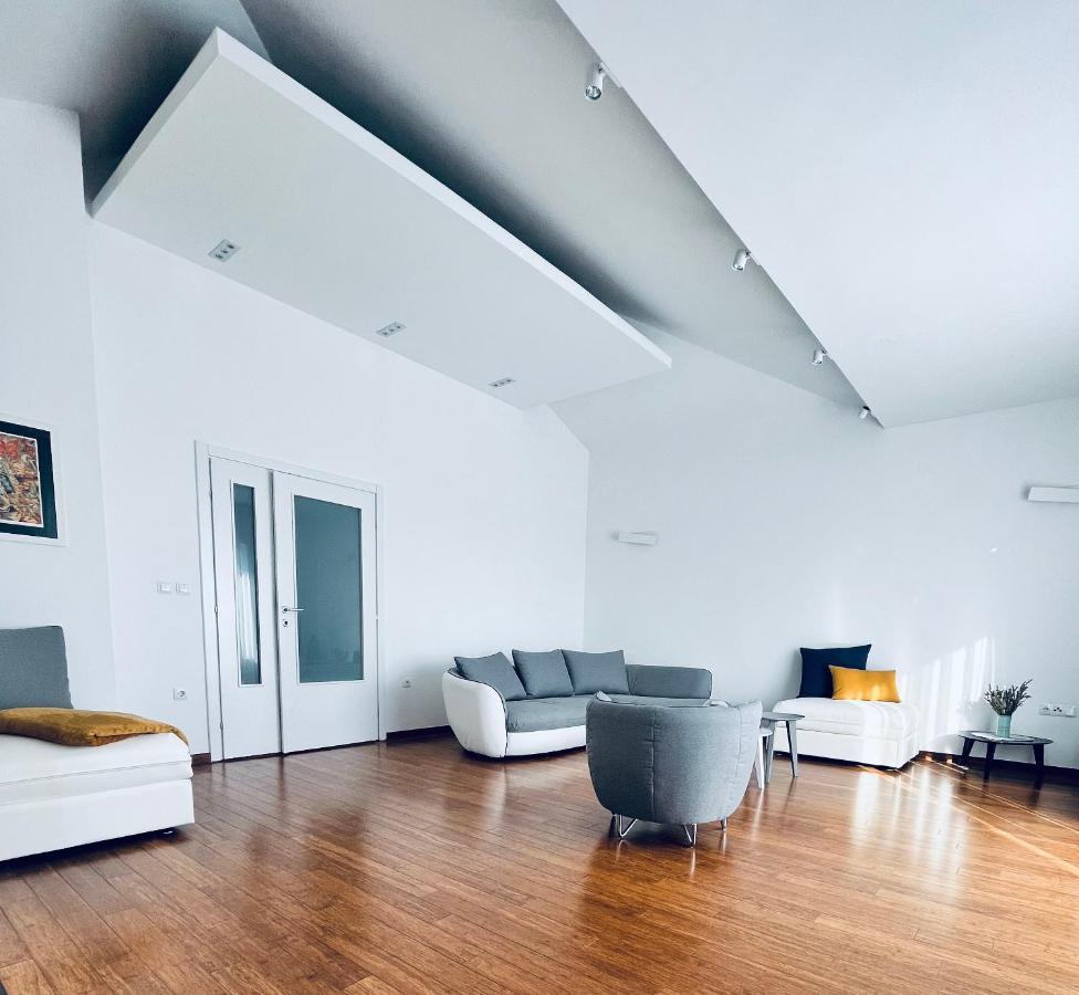 Sky - Beautiful Rooftop With Shared Pool Apartman